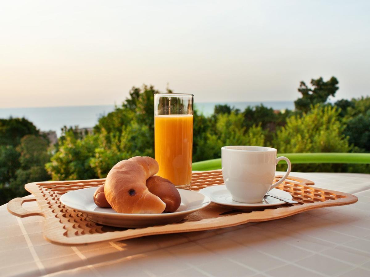 Ljuljak Hotel Aranyhomok Kültér fotó