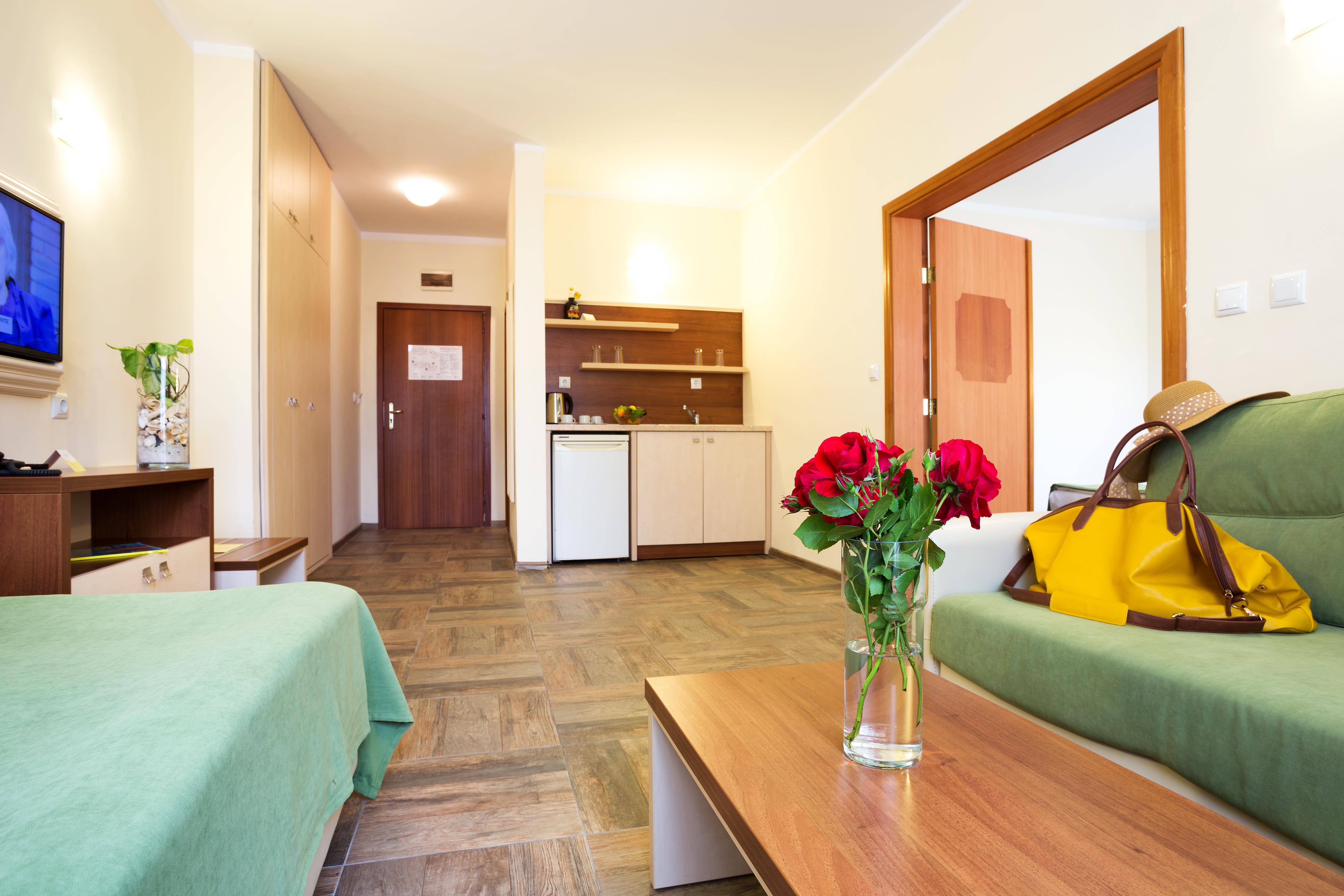 Ljuljak Hotel Aranyhomok Kültér fotó