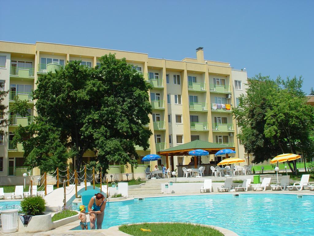 Ljuljak Hotel Aranyhomok Kültér fotó