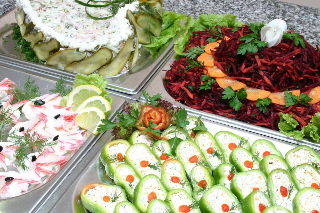 Ljuljak Hotel Aranyhomok Kültér fotó