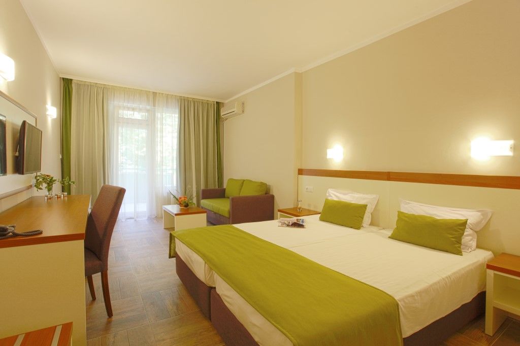 Ljuljak Hotel Aranyhomok Kültér fotó